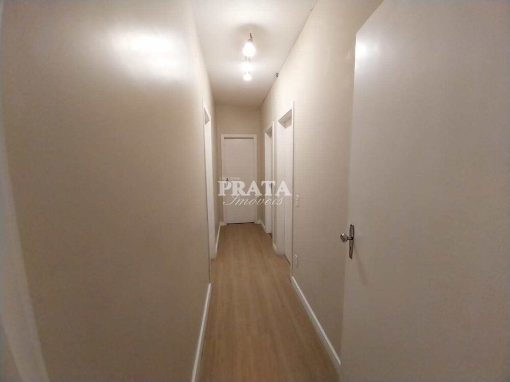 Apartamento para alugar com 2 quartos, 135m² - Foto 2