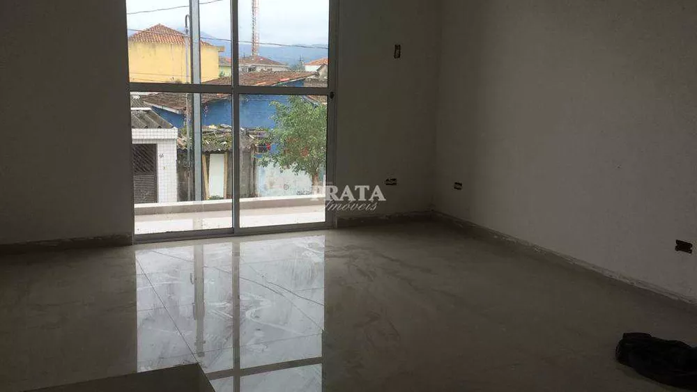 Casa à venda com 2 quartos, 65m² - Foto 2