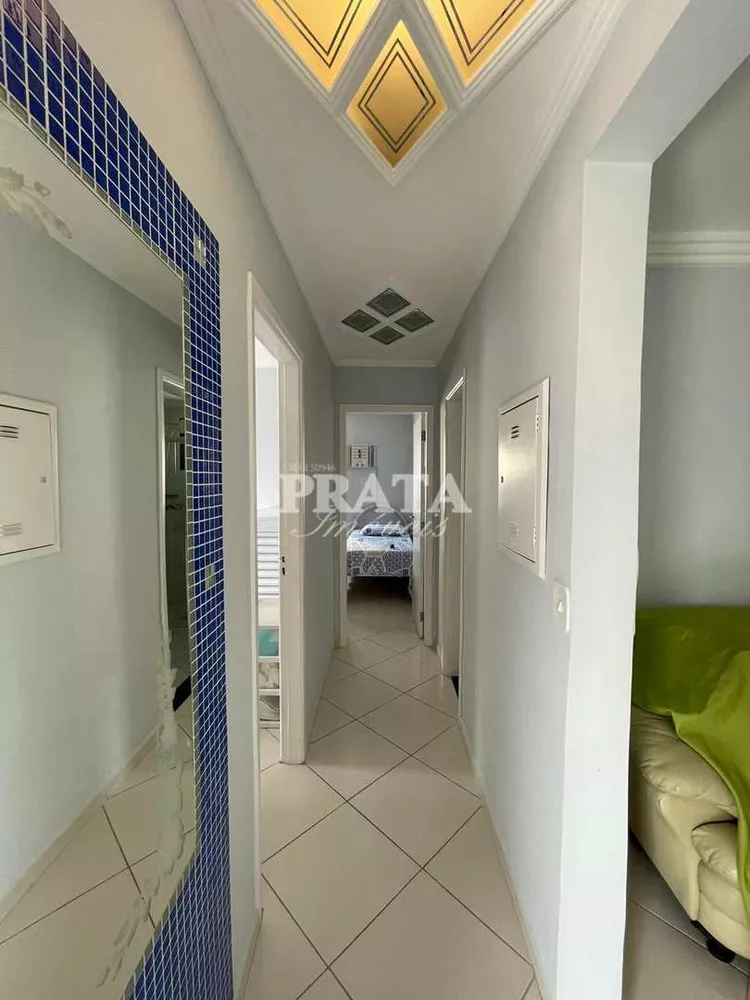 Apartamento à venda com 2 quartos, 70m² - Foto 4