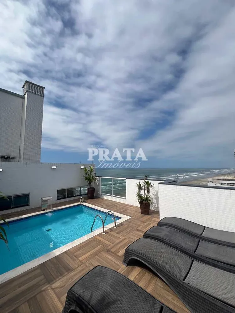 Cobertura, 3 quartos, 203 m² - Foto 1
