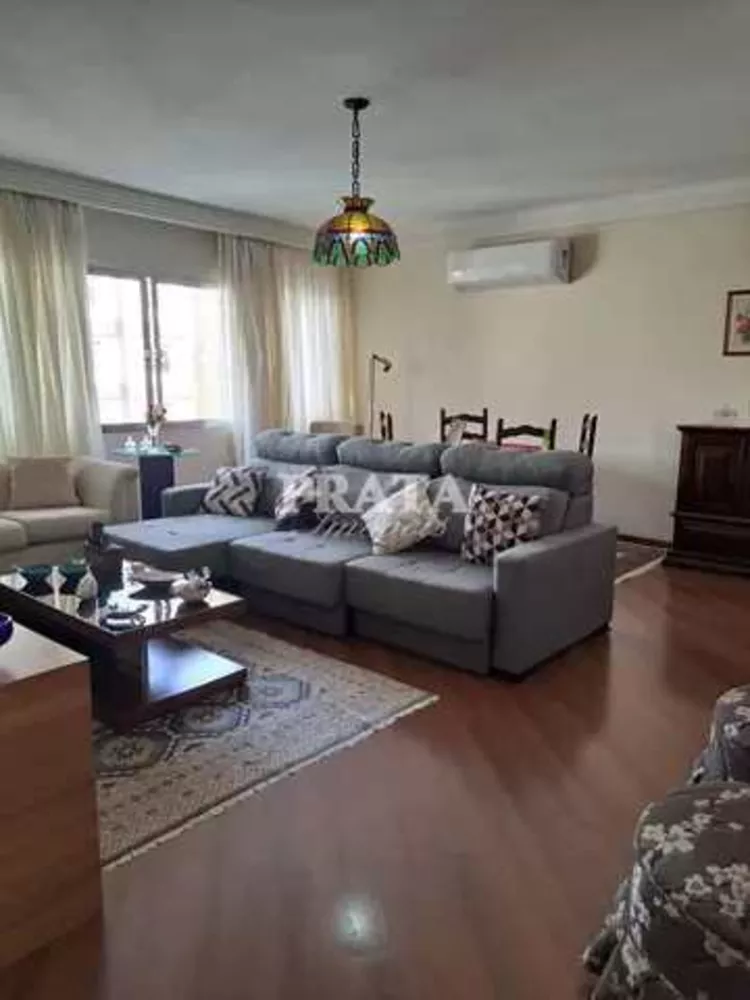 Apartamento à venda com 3 quartos, 180m² - Foto 1