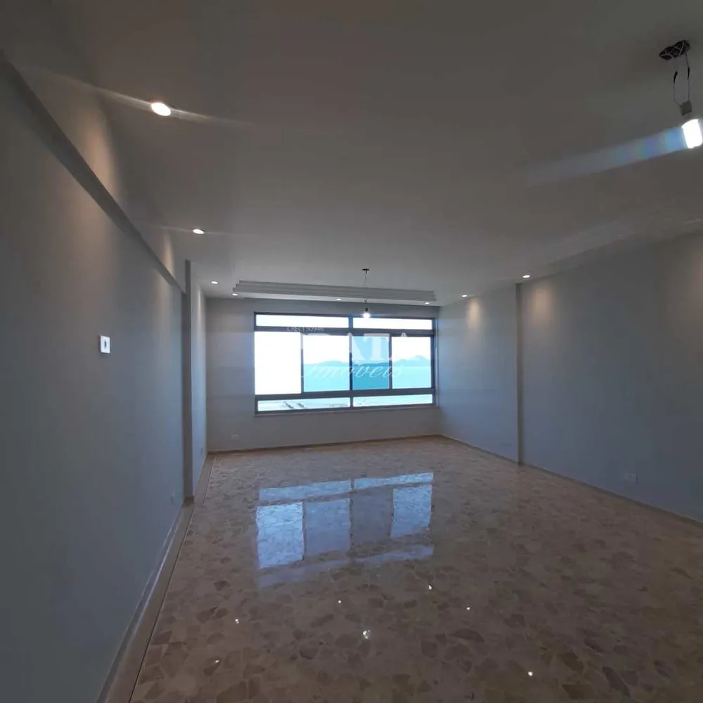 Apartamento, 3 quartos, 212 m² - Foto 2