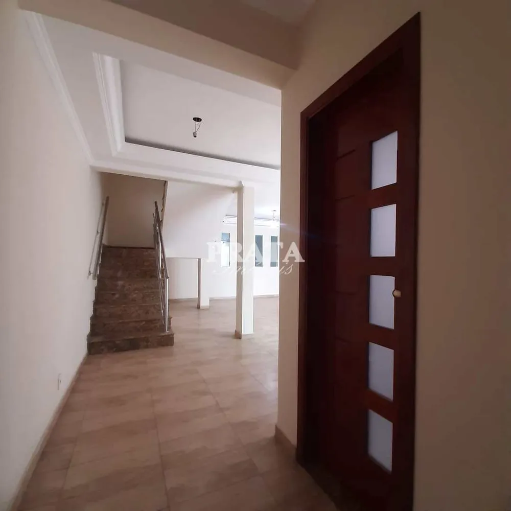 Casa, 4 quartos, 430 m² - Foto 1