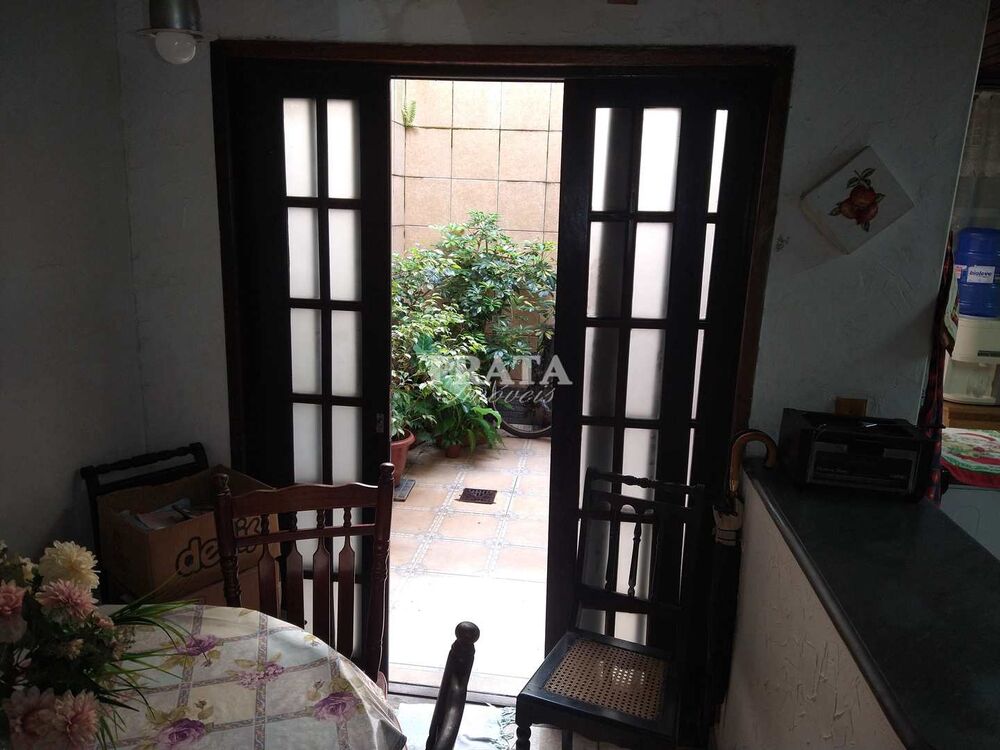 Sobrado à venda com 2 quartos, 70m² - Foto 1