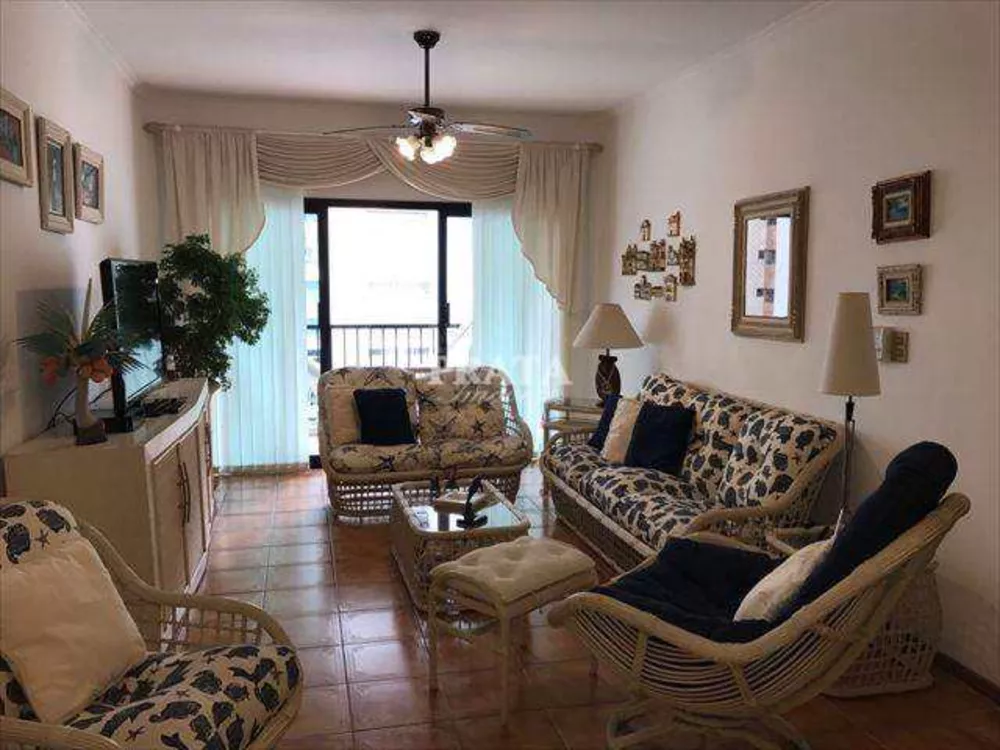 Apartamento à venda com 4 quartos, 160m² - Foto 1