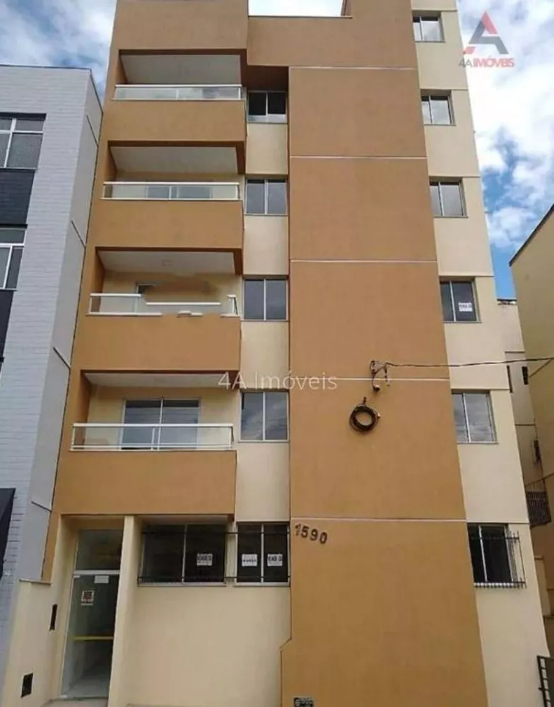 Apartamento à venda com 2 quartos, 64m² - Foto 2