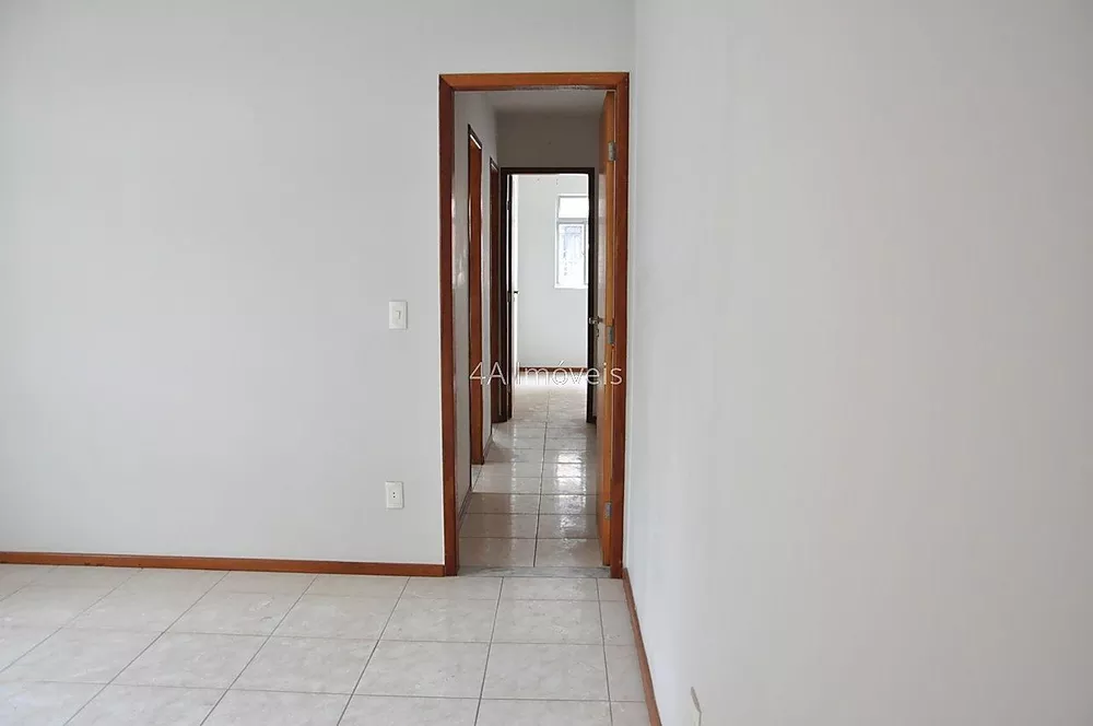 Apartamento à venda com 3 quartos, 80m² - Foto 3