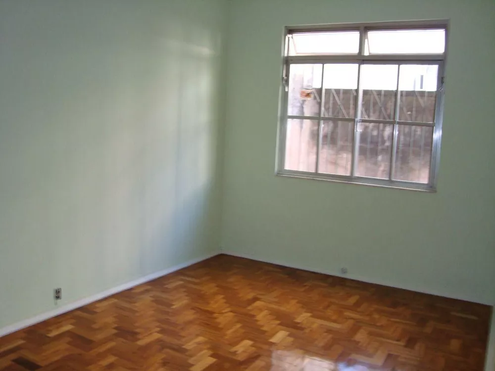 Apartamento à venda com 2 quartos, 74m² - Foto 1