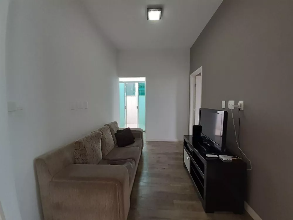 Casa à venda com 3 quartos, 170m² - Foto 3