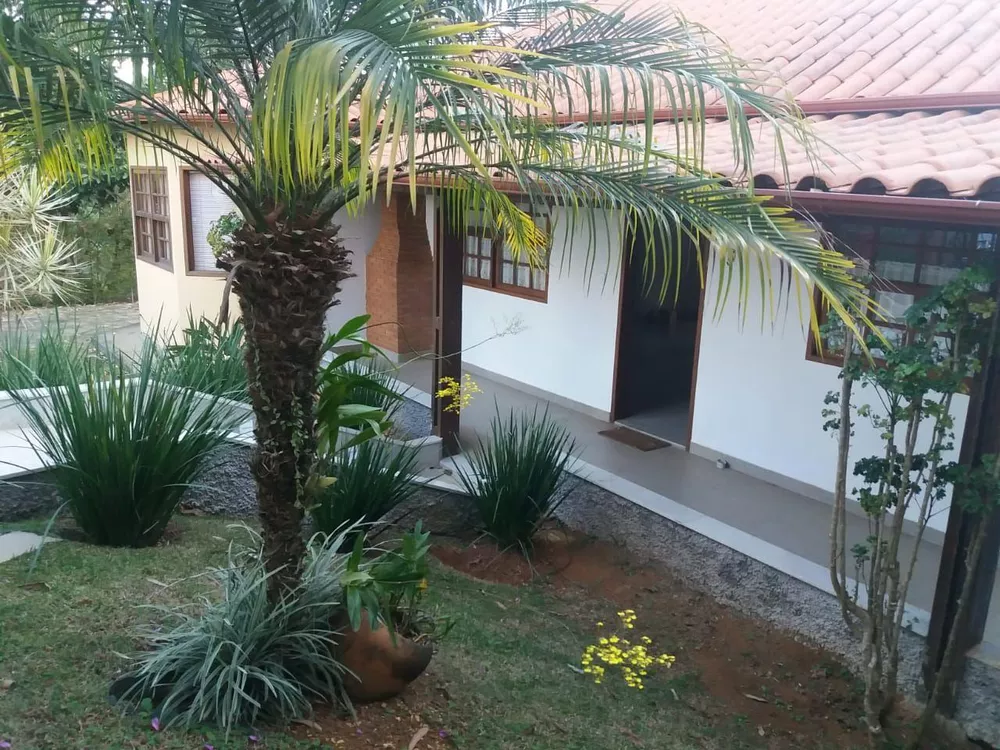 Casa de Condomínio à venda com 4 quartos, 230m² - Foto 3