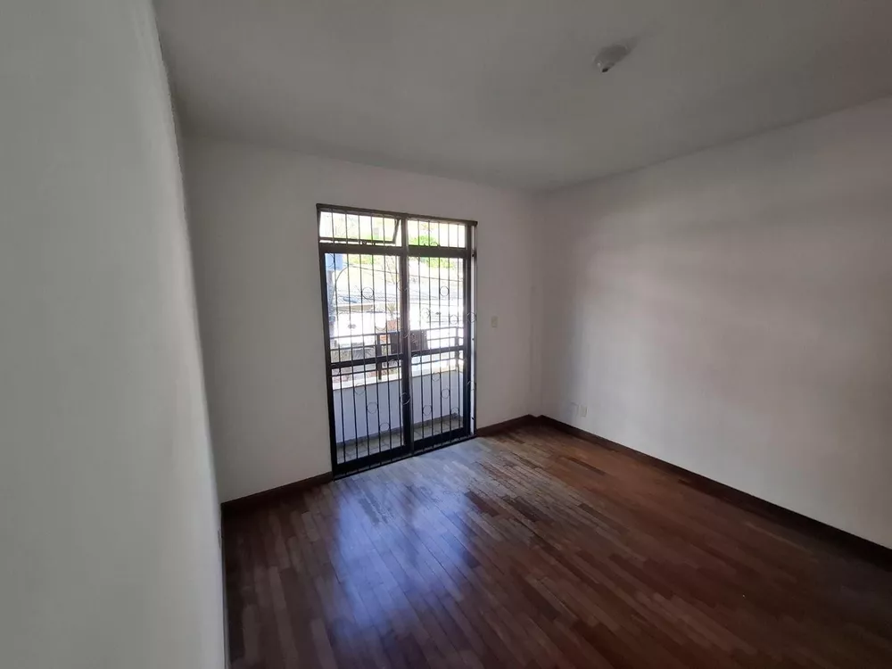 Apartamento à venda com 2 quartos, 96m² - Foto 2