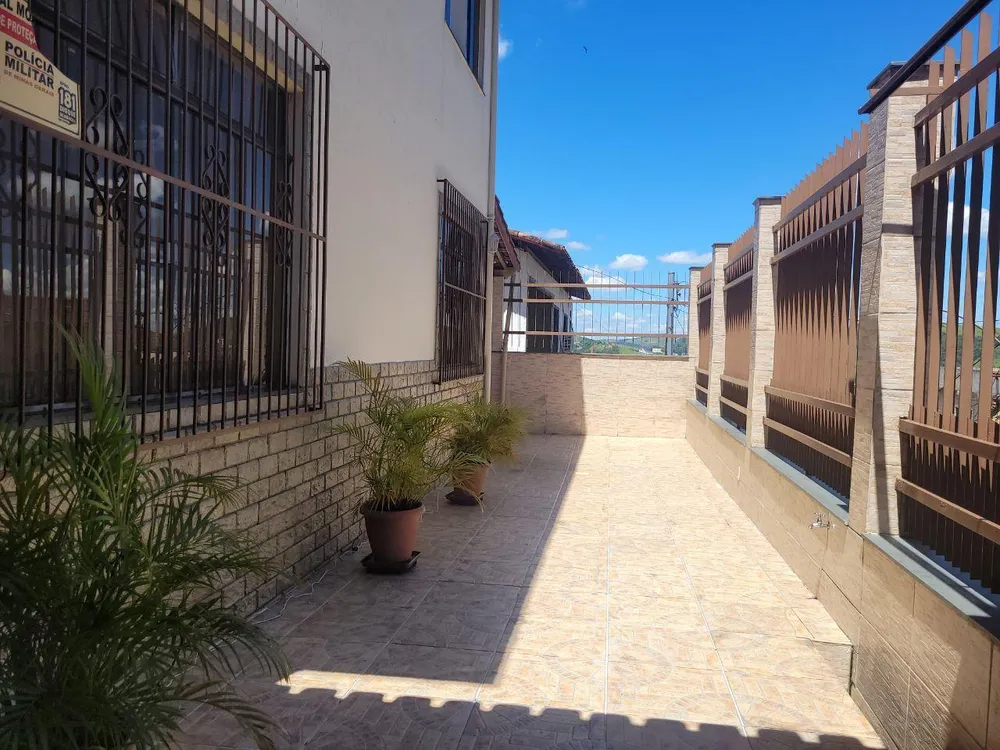 Casa, 4 quartos, 235 m² - Foto 12