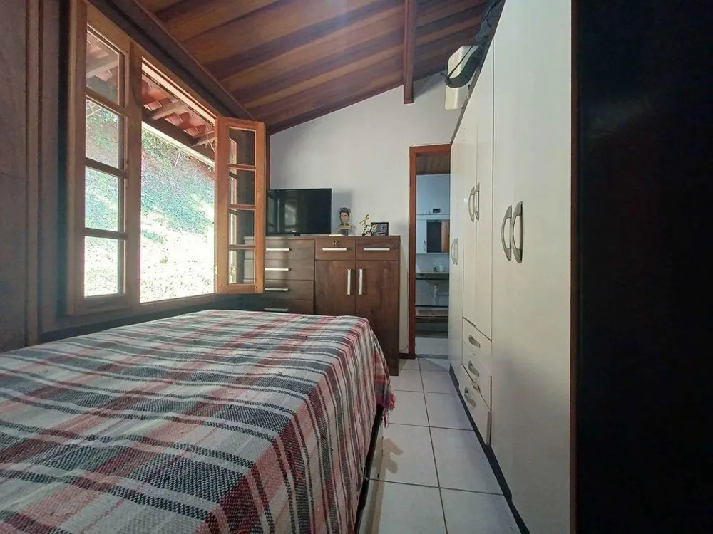 Chácara, 3 quartos, 1308 m² - Foto 9