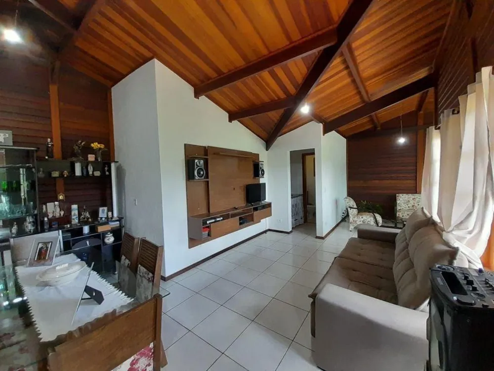 Chácara, 3 quartos, 1308 m² - Foto 2