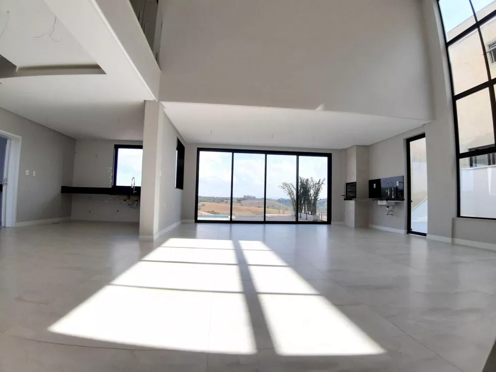 Casa à venda com 4 quartos, 414m² - Foto 3