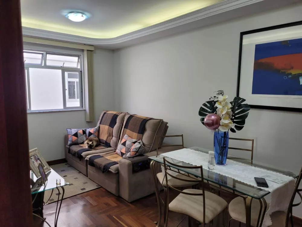 Apartamento à venda com 2 quartos, 63m² - Foto 1