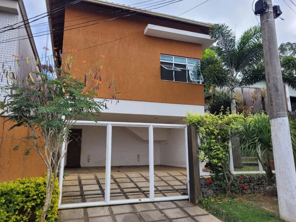 Casa à venda com 3 quartos, 161m² - Foto 2