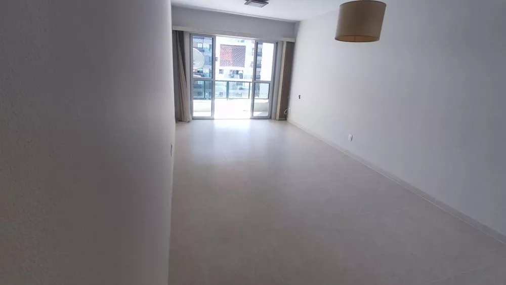 Apartamento à venda com 3 quartos, 130m² - Foto 4