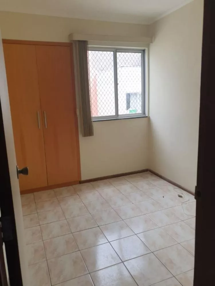 Apartamento à venda com 3 quartos, 74m² - Foto 1