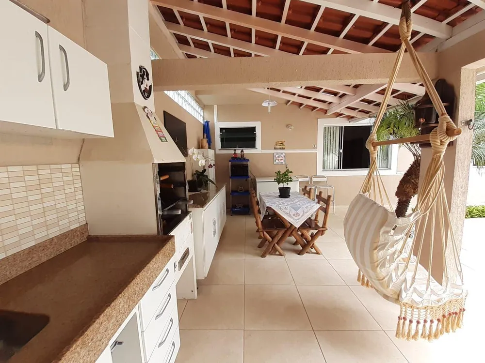 Casa, 3 quartos, 200 m² - Foto 2