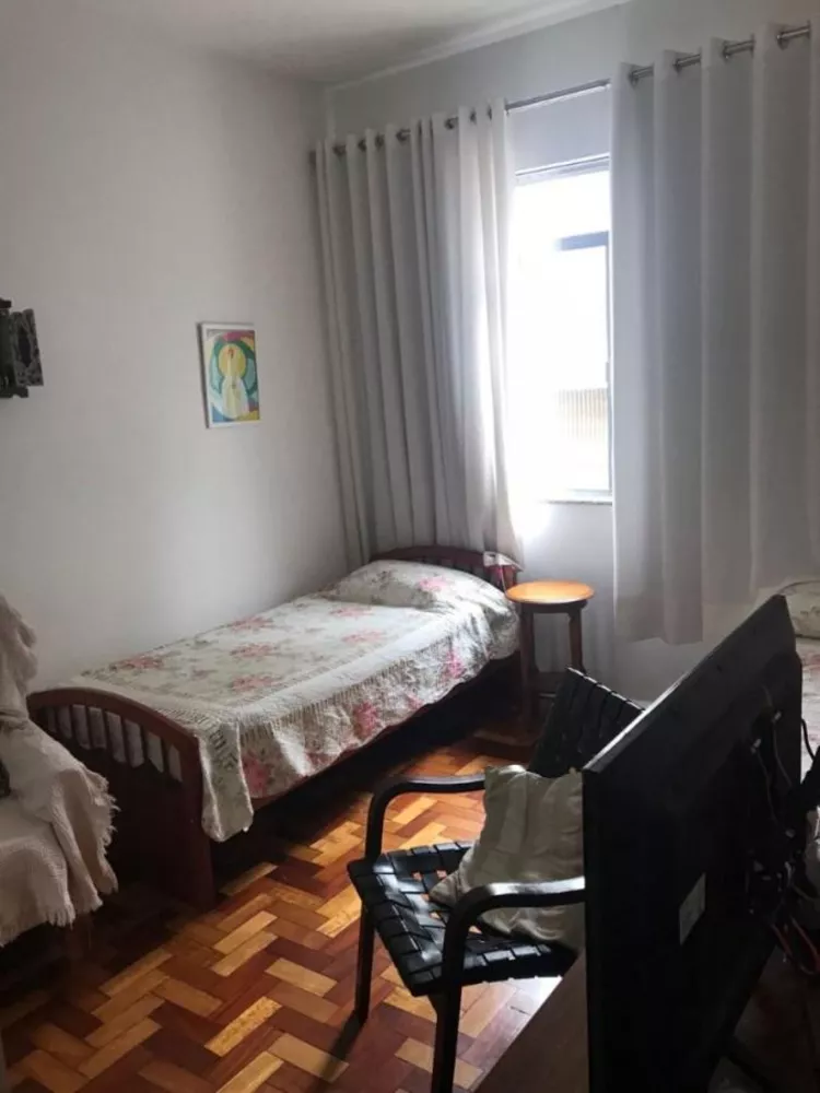 Apartamento à venda com 2 quartos, 72m² - Foto 2