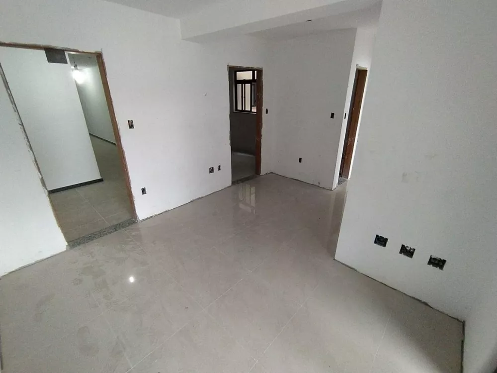 Apartamento à venda com 2 quartos, 65m² - Foto 4