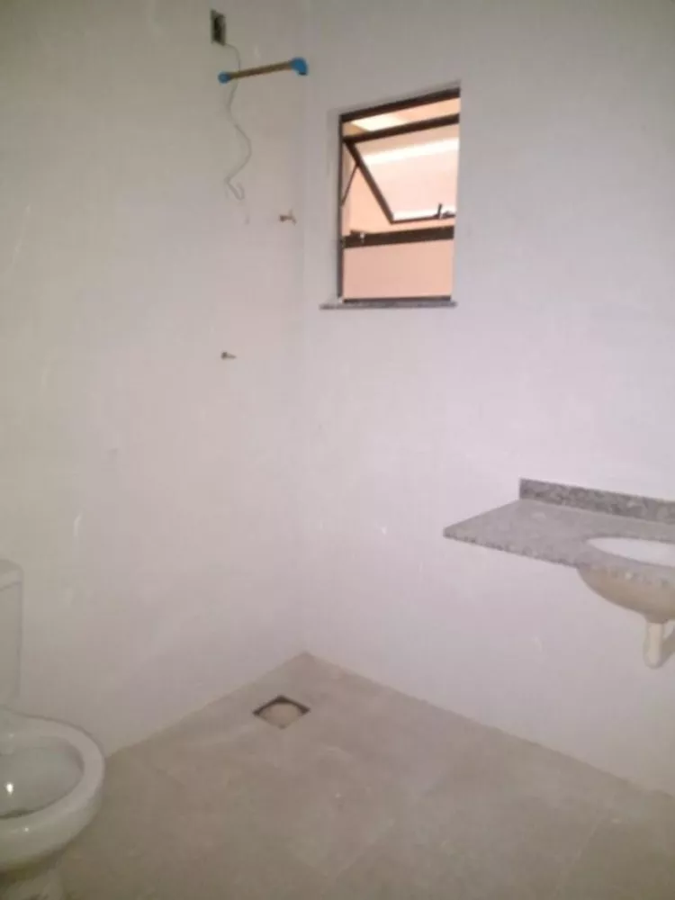 Apartamento à venda com 2 quartos, 74m² - Foto 3