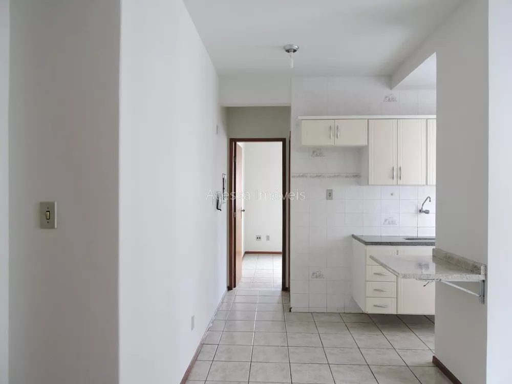 Apartamento à venda com 1 quarto, 30m² - Foto 3