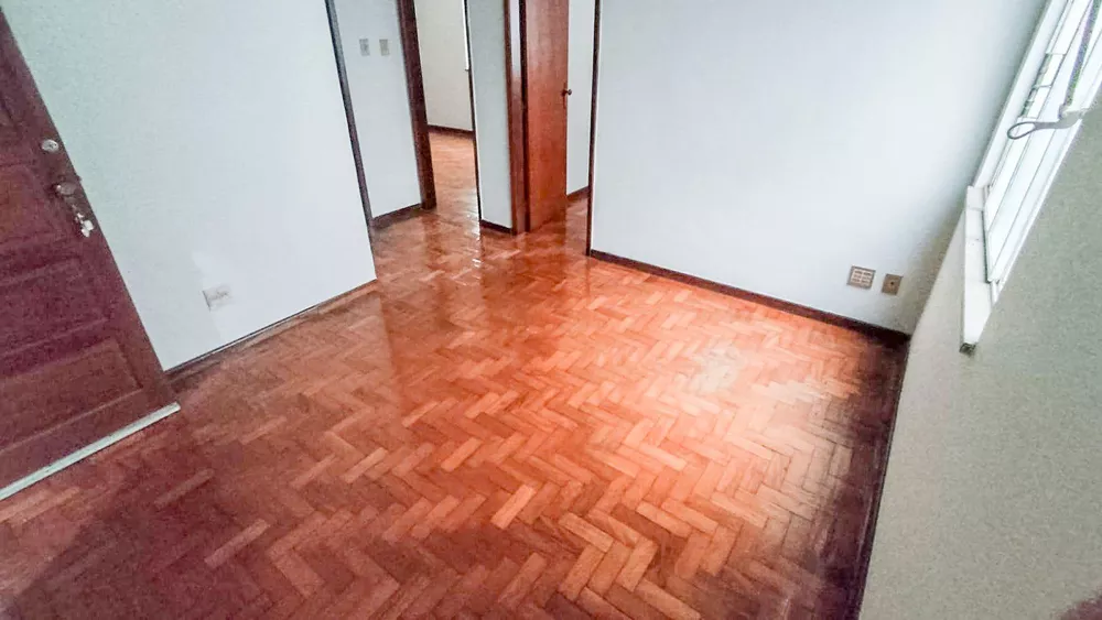 Apartamento à venda com 2 quartos, 59m² - Foto 4