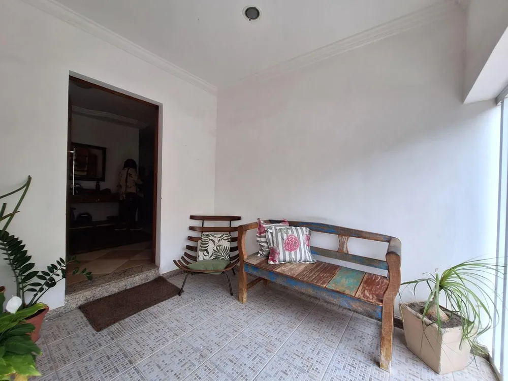 Casa, 5 quartos, 277 m² - Foto 1