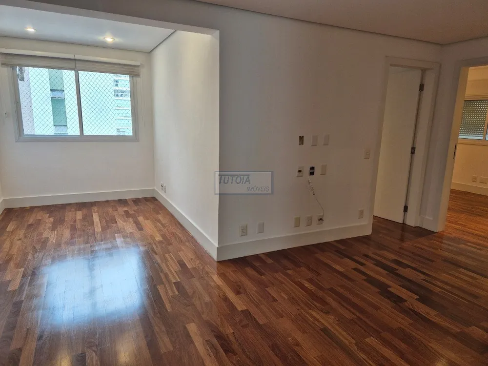 Apartamento, 3 quartos, 198 m² - Foto 1