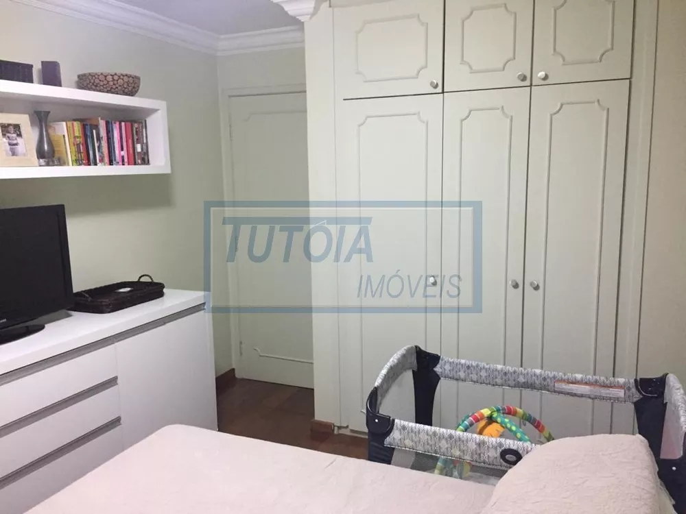 Apartamento à venda com 3 quartos, 207m² - Foto 8