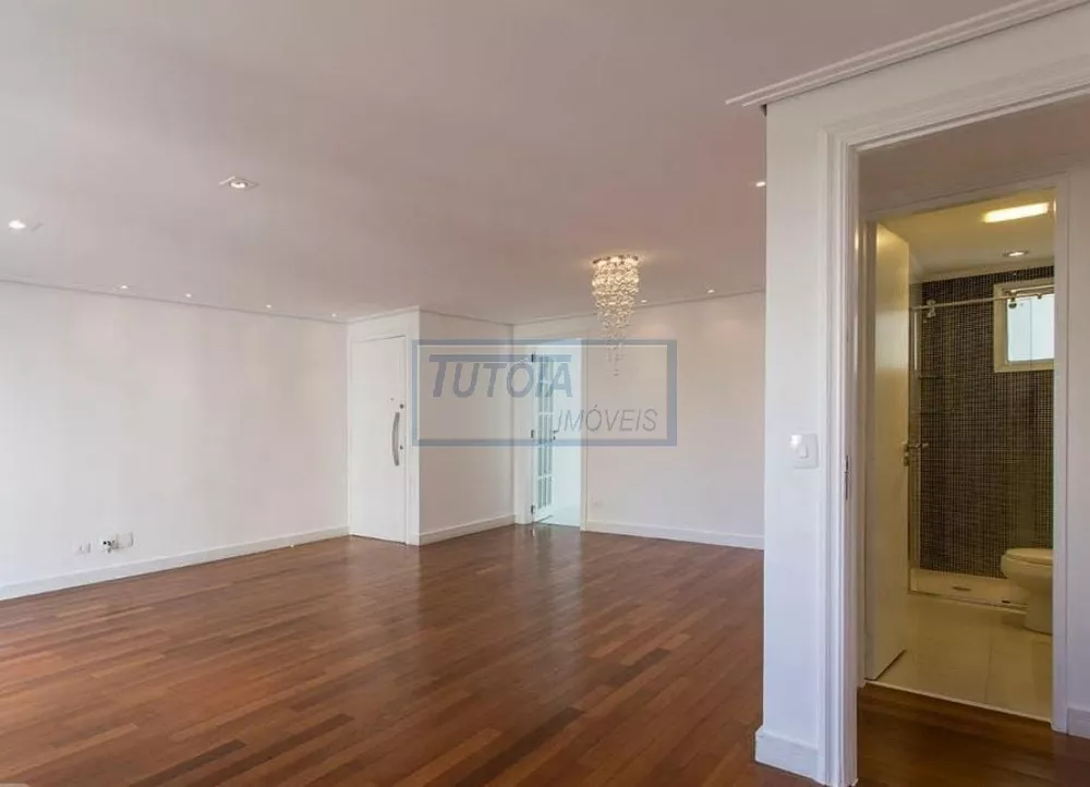 Apartamento à venda com 4 quartos, 123m² - Foto 2