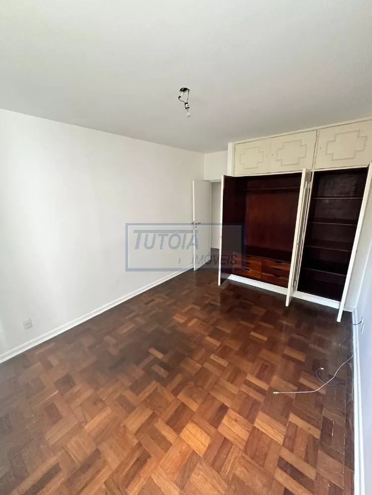 Apartamento para alugar com 2 quartos, 105m² - Foto 2