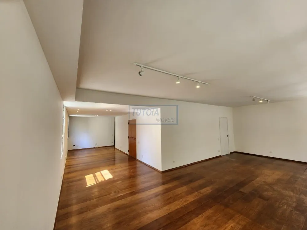 Apartamento, 3 quartos, 178 m² - Foto 1