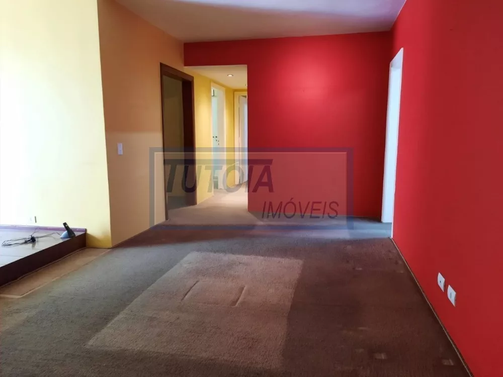 Apartamento à venda com 3 quartos, 139m² - Foto 3