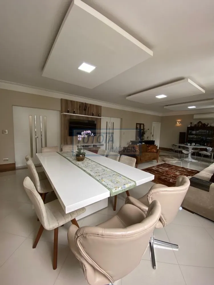 Apartamento, 3 quartos, 200 m² - Foto 10