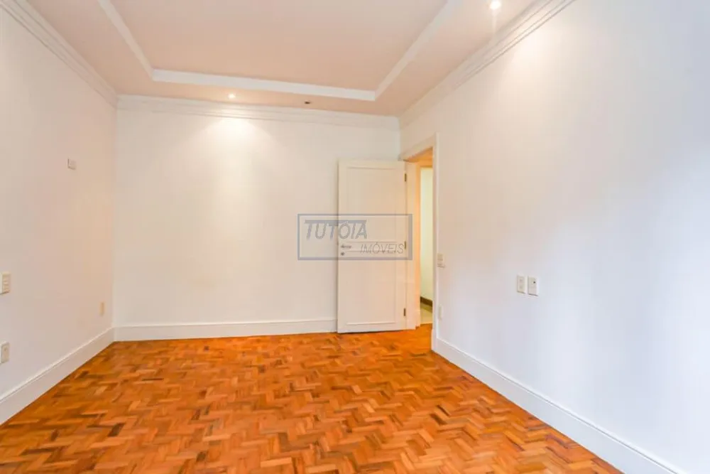 Apartamento, 3 quartos, 228 m² - Foto 2