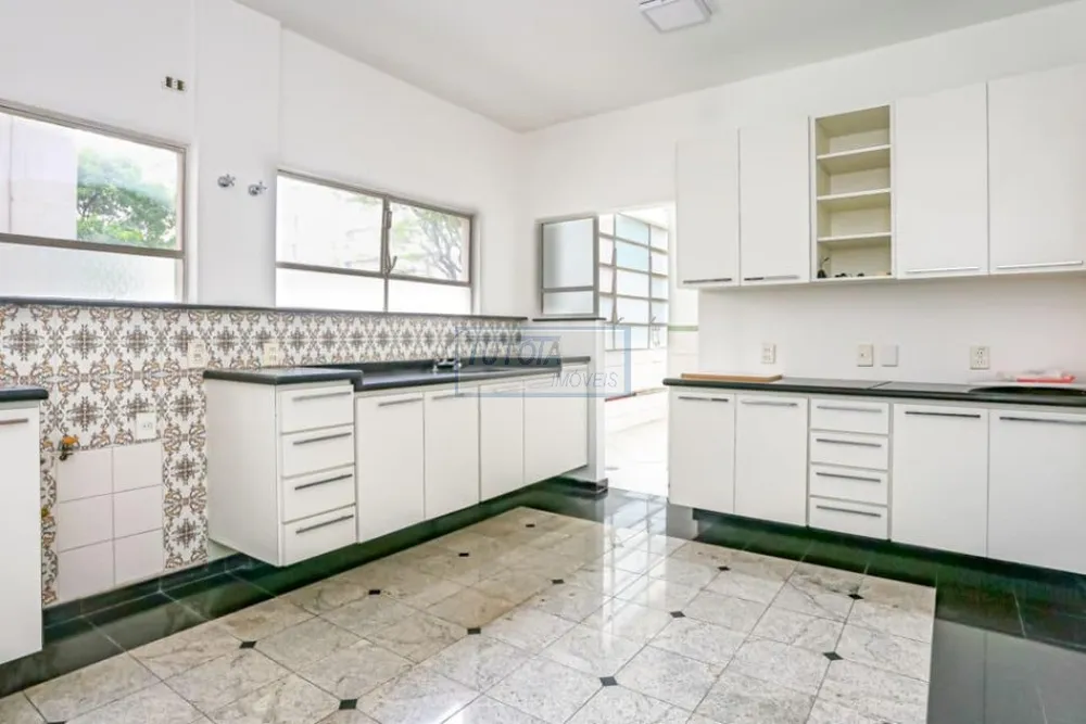 Apartamento, 3 quartos, 228 m² - Foto 1