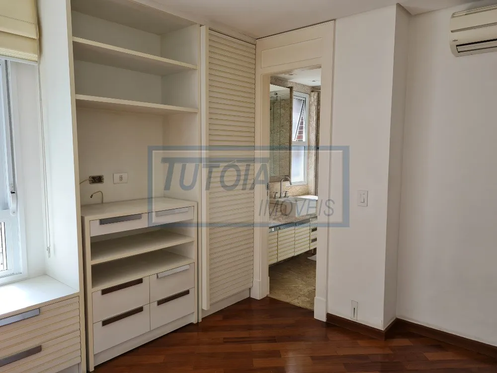 Apartamento, 4 quartos, 230 m² - Foto 1