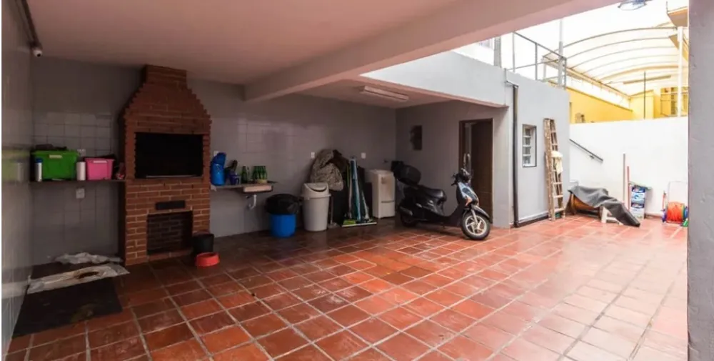 Casa, 4 quartos, 230 m² - Foto 1