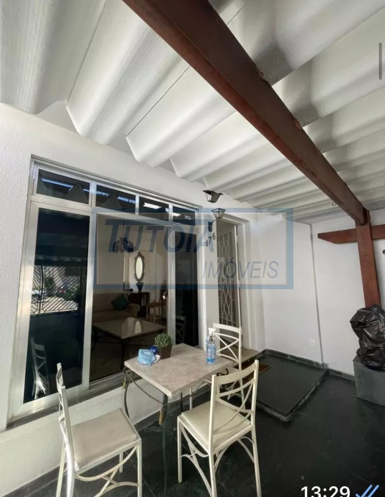 Casa à venda com 3 quartos, 220m² - Foto 4