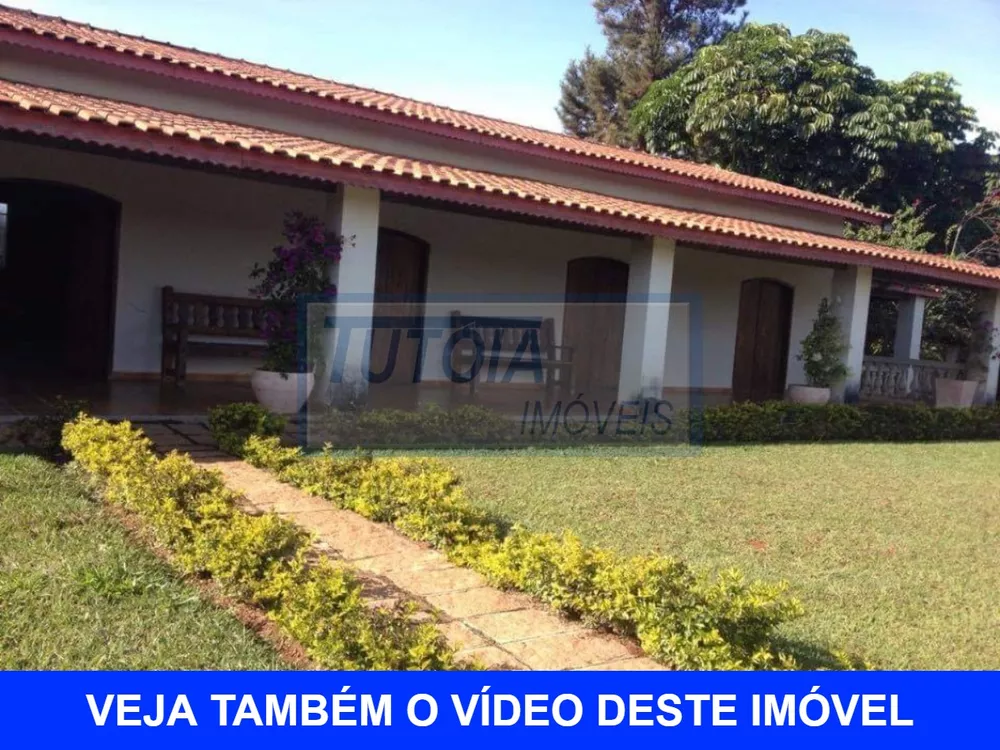 Sítio à venda com 5 quartos, 900m² - Foto 1