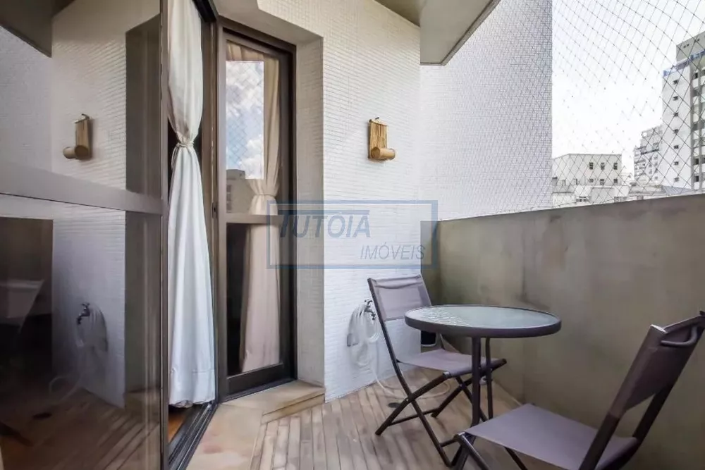 Apartamento à venda com 3 quartos, 170m² - Foto 2