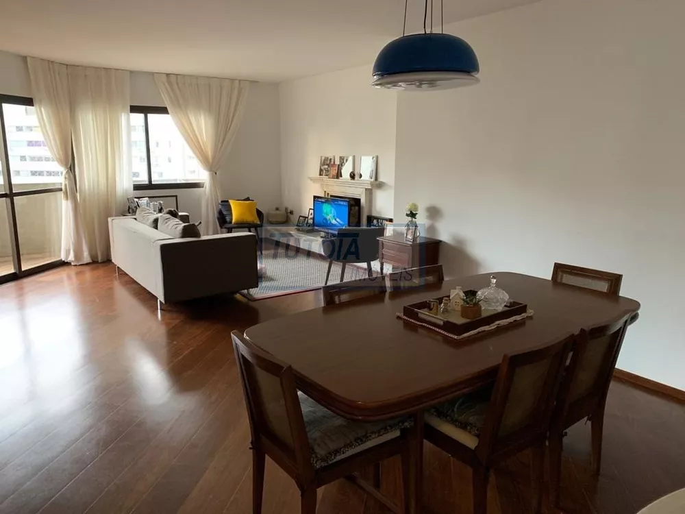 Apartamento à venda com 3 quartos, 170m² - Foto 1