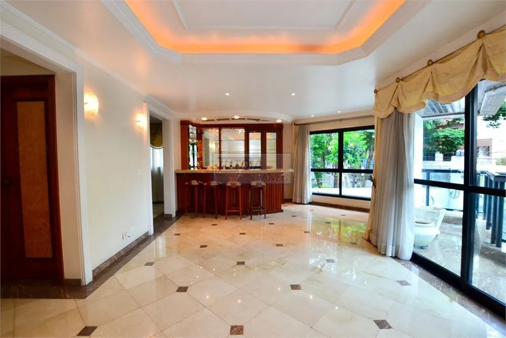 Apartamento, 4 quartos, 200 m² - Foto 1