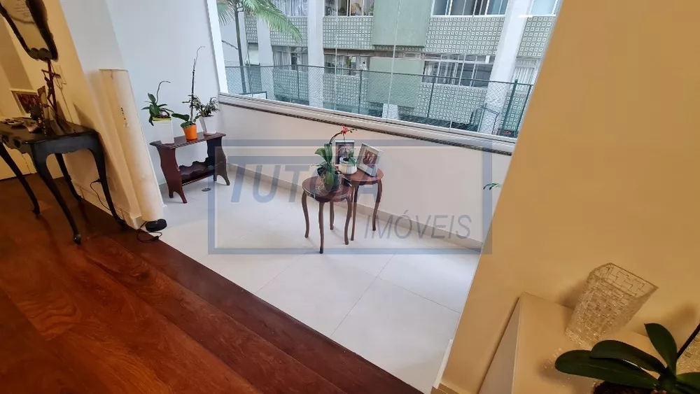 Apartamento à venda com 3 quartos, 130m² - Foto 3