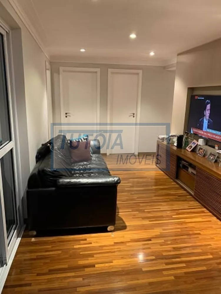 Apartamento à venda com 4 quartos, 198m² - Foto 10