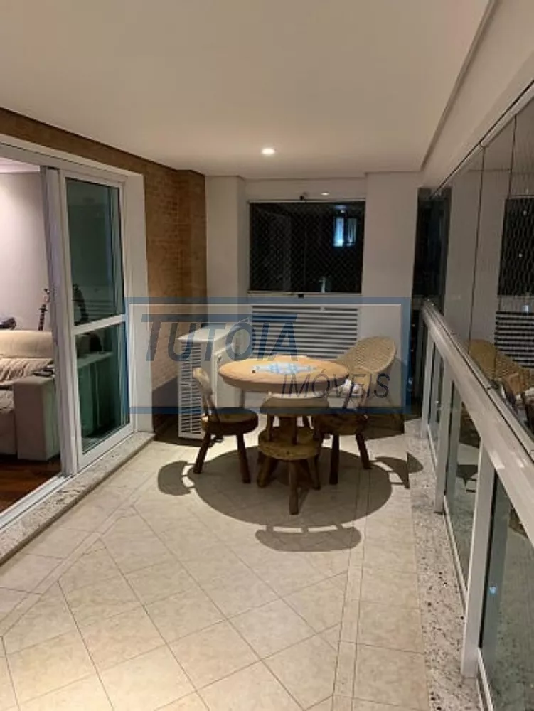 Apartamento à venda com 4 quartos, 198m² - Foto 3