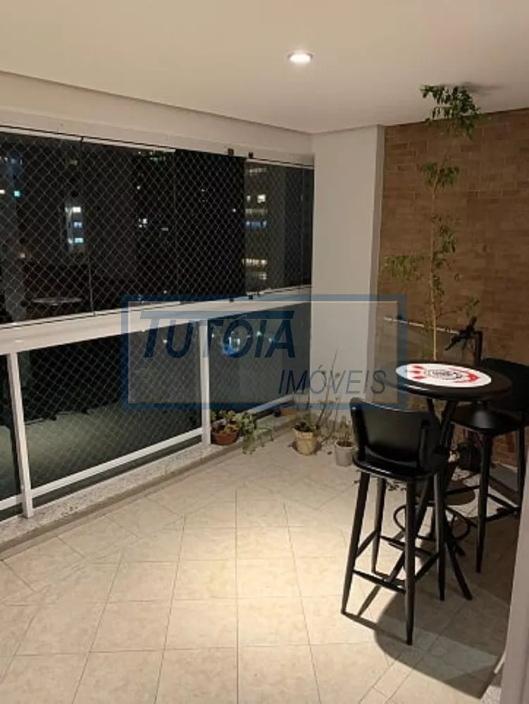 Apartamento à venda com 4 quartos, 198m² - Foto 7